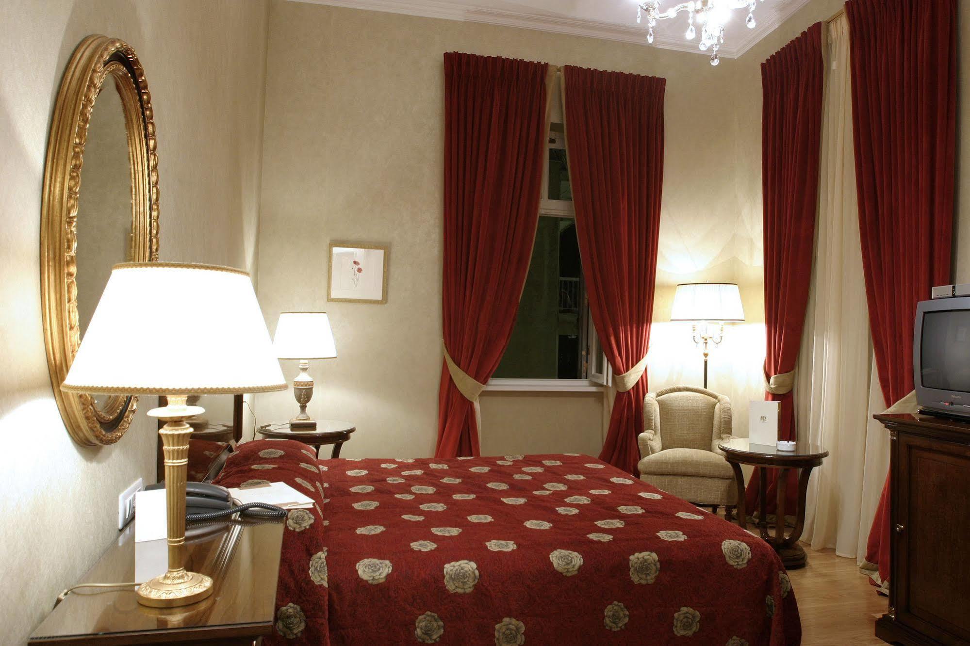 Grande Bretagne - Nafplio Otel Dış mekan fotoğraf